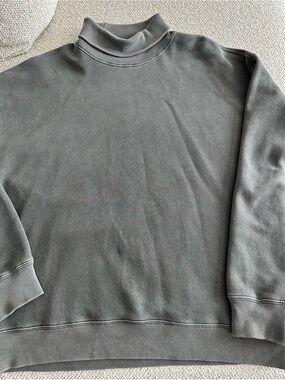 Abercrombie & Fitch Men's Turtleneck Sweater in Charcoal